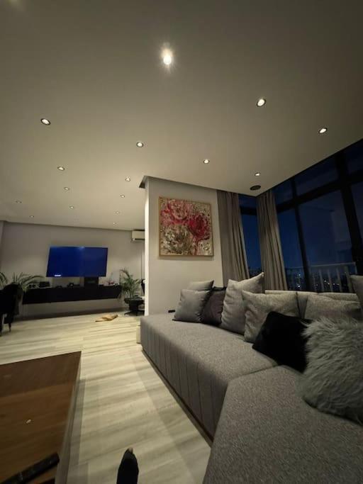 Apartment Flat In The Of Zamalek Cairo